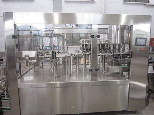 中国 プロセス用機器15のkwのフルーツ ジュースの、自動ペットびんの充填機 サプライヤー
