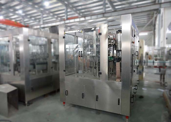 中国 炭酸清涼飲料びん詰めにする機械、小さい炭酸飲み物の充填機 サプライヤー