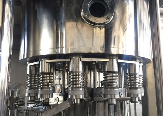 12のおおう頭部の小規模のジュースびん詰めにする装置/プラスチックびんの充填機 サプライヤー