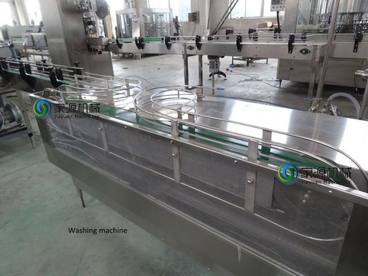 自動ガラスびんの液体の飲料の充填機、Monoblockの液体の充填機 サプライヤー