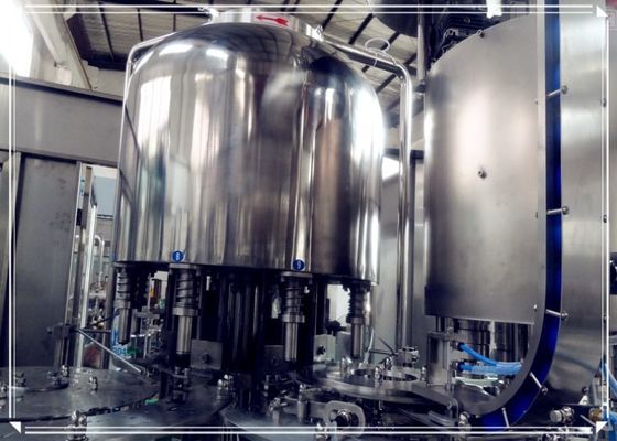 電気ガラスびんの液体の飲料の充填機、プラスチックびんのための純粋な水充填機 サプライヤー